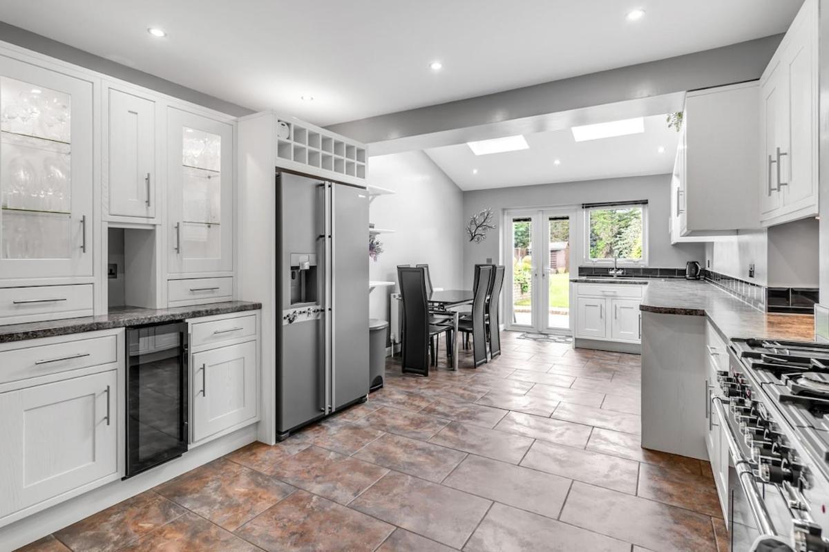 4Br Long Stays Free Parking High Speed Wi-Fi Horsford Exterior photo